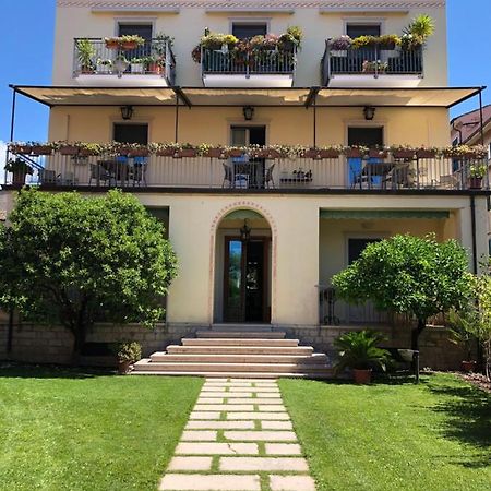 B&B Villa Dall'Agnola Garda  Exterior photo